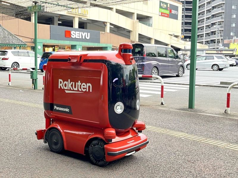 robot rakuten di chuyển từ siêu thị seiyu đến nhà khách hàng robot rakuten di chuyển từ siêu thị seiyu đến nhà khách hàng